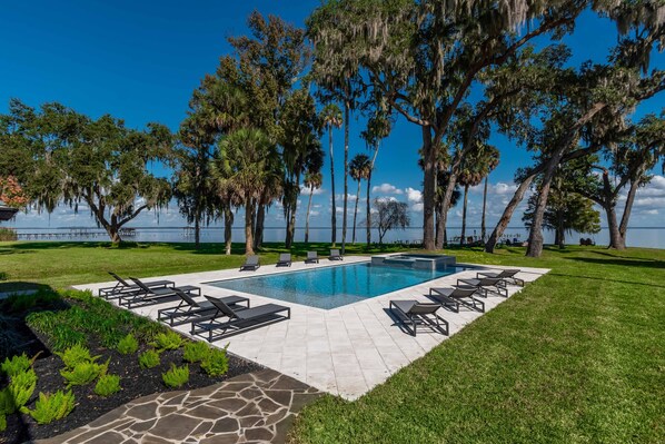Outdoor pool - the LAKEHOUSE/Lake George/Boat Ramp Access/Luxe (Salt Springs)