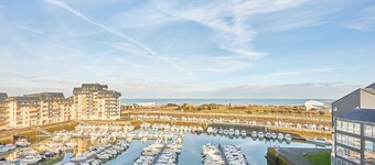 Le Répit - Vue port à 200m de la plage