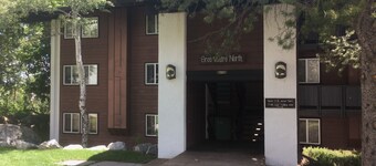 Walk to Lifts in Teton Village 2 BR