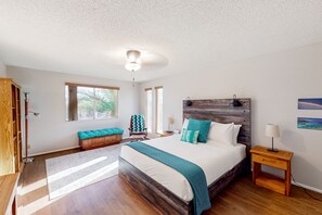 3 soverom, skrivebord, strykejern/-brett og wi-fi