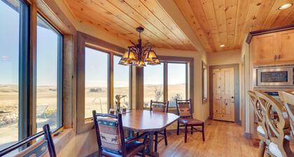'Free Spirit Ranch' w/ Hot Tub & Mountain Views