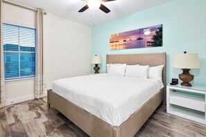 2 chambres, coffres-forts dans les chambres, fer et planche à repasser