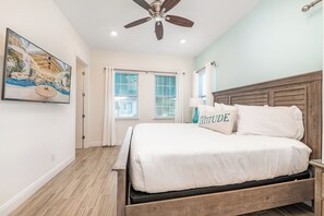 2 bedrooms, in-room safe, iron/ironing board, free WiFi