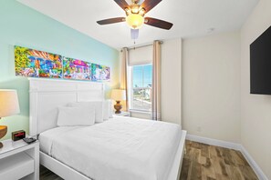 4 habitaciones, tabla de planchar con plancha, wifi y ropa de cama