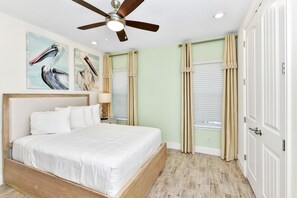 2 bedrooms, in-room safe, iron/ironing board, free WiFi - Colorful Villa near Disney with Margaritaville Resort & Island H20 Waterpark. (Kissimmee)