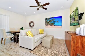 Smart TV - Lovely Villa near Disney with Margaritaville Resort & Island H20 Waterpark. (Kissimmee)