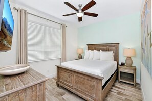 4 habitaciones, tabla de planchar con plancha, wifi y ropa de cama
