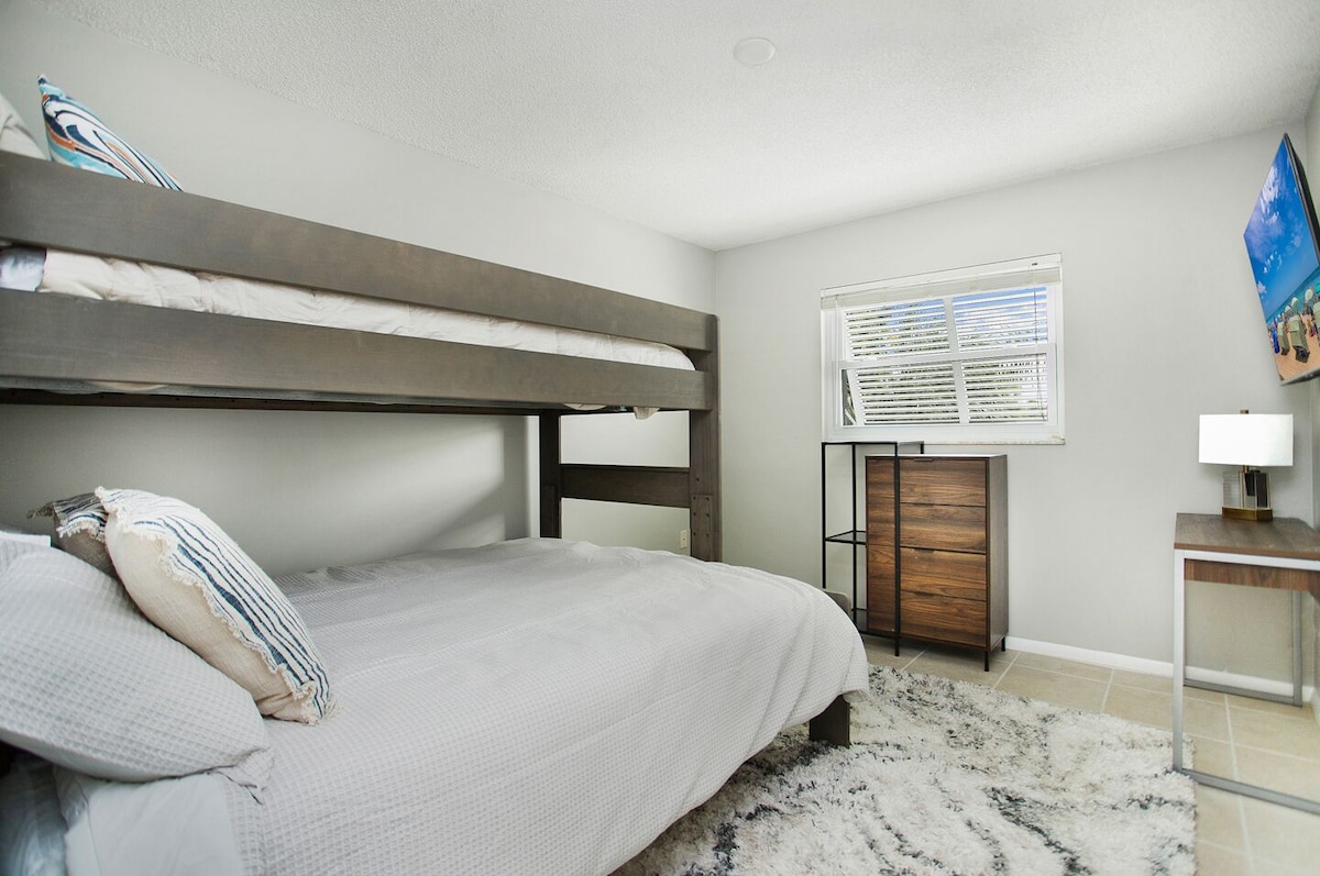 Photo 14 of Top rated home! Backyard oasis: heated pool, hot tub, ping-pong, cornhole & more