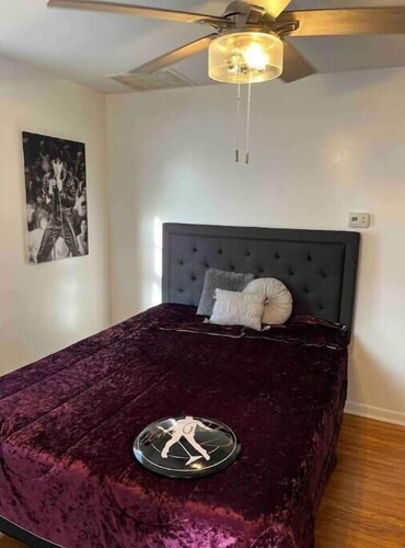 Welcome to The Vinyl Tap! apt 3