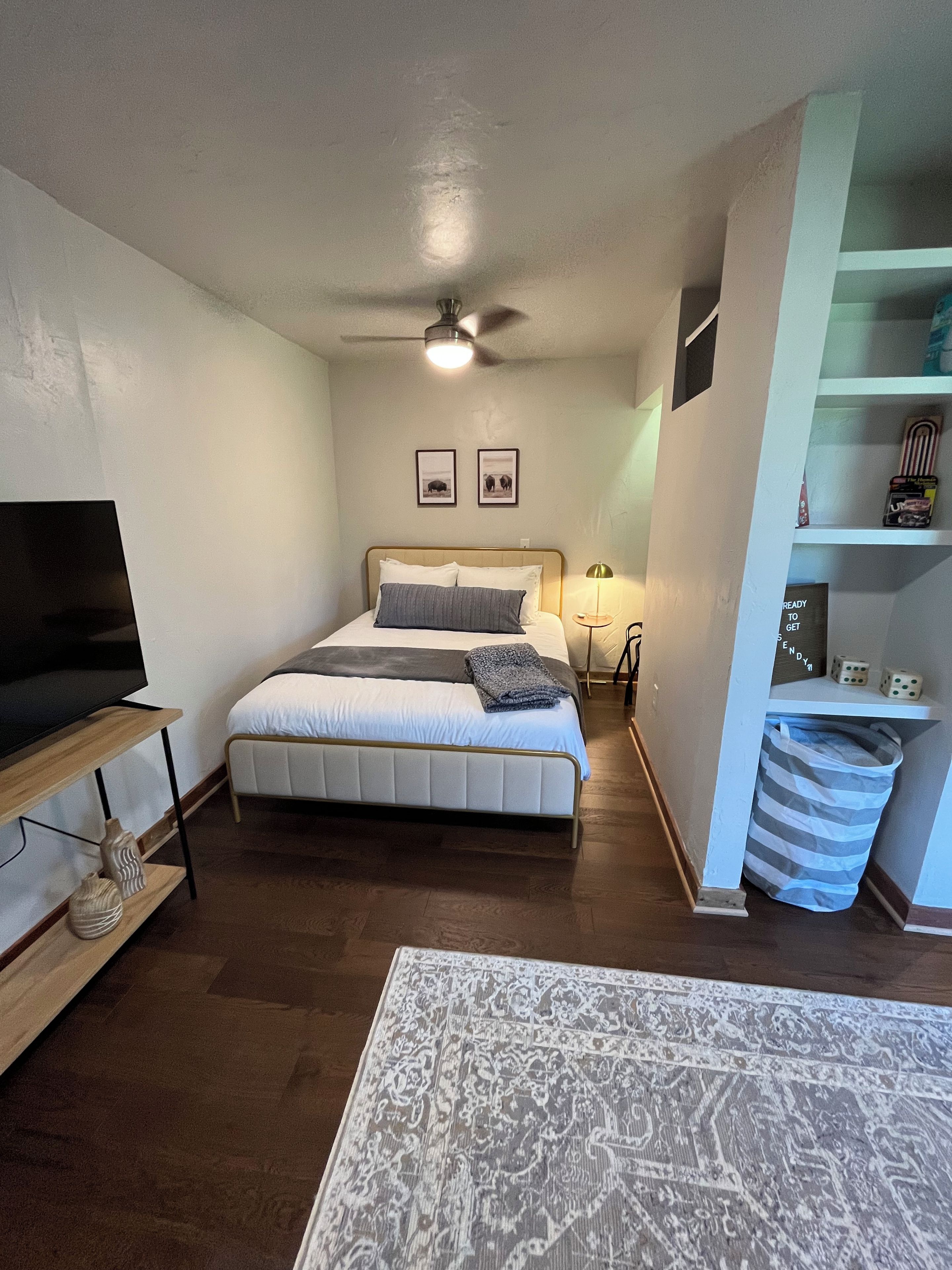 1 bedroom, WiFi (free), bed sheets