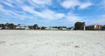 SUMMER BLOWOUT, FAMILY RATES!!