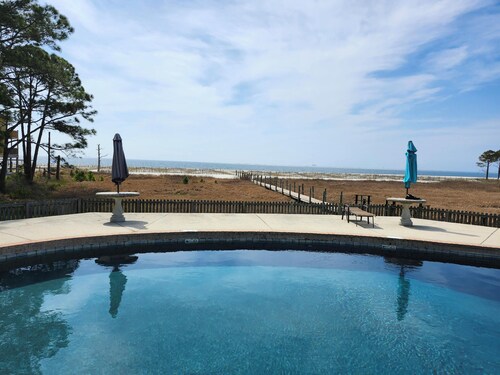 Spring and Summer rates.  Family friendly. 2026