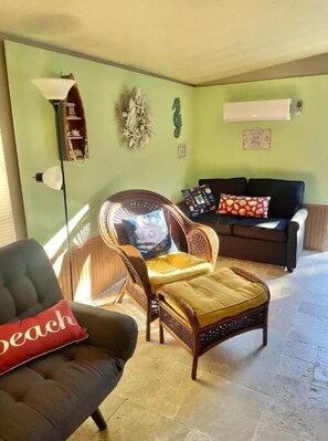 Living area - Key Largo, Florida (Key Largo)