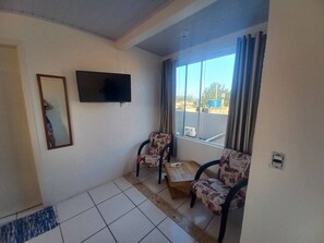 Interior - Apartamento 06 (Capão Novo)