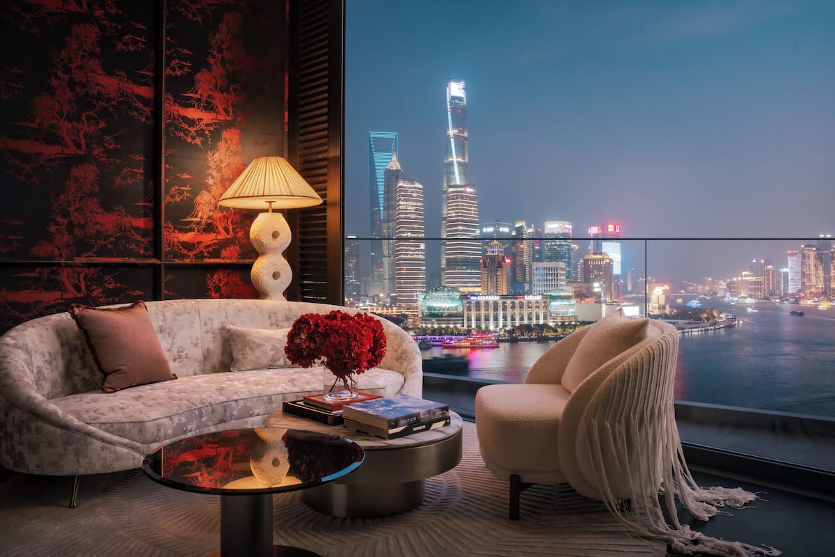 Penthouse On The Bund | Living area