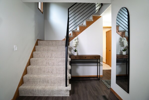 Interior - Mid-Century Luxury Manor (Hopkins)