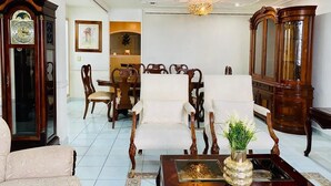 Unclassified image, 4 of 45, button - Hotel Boutique Beehive Coliving (Mazatlán)