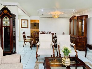 บริเวณนั่งเล่นที่ล็อบบี้