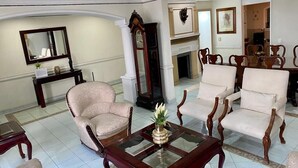 Unclassified image, 3 of 45, button - Hotel Boutique Beehive Coliving (Mazatlán)