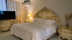 Unclassified image, 5 of 45, button - Hotel Boutique Beehive Coliving (Mazatlán)