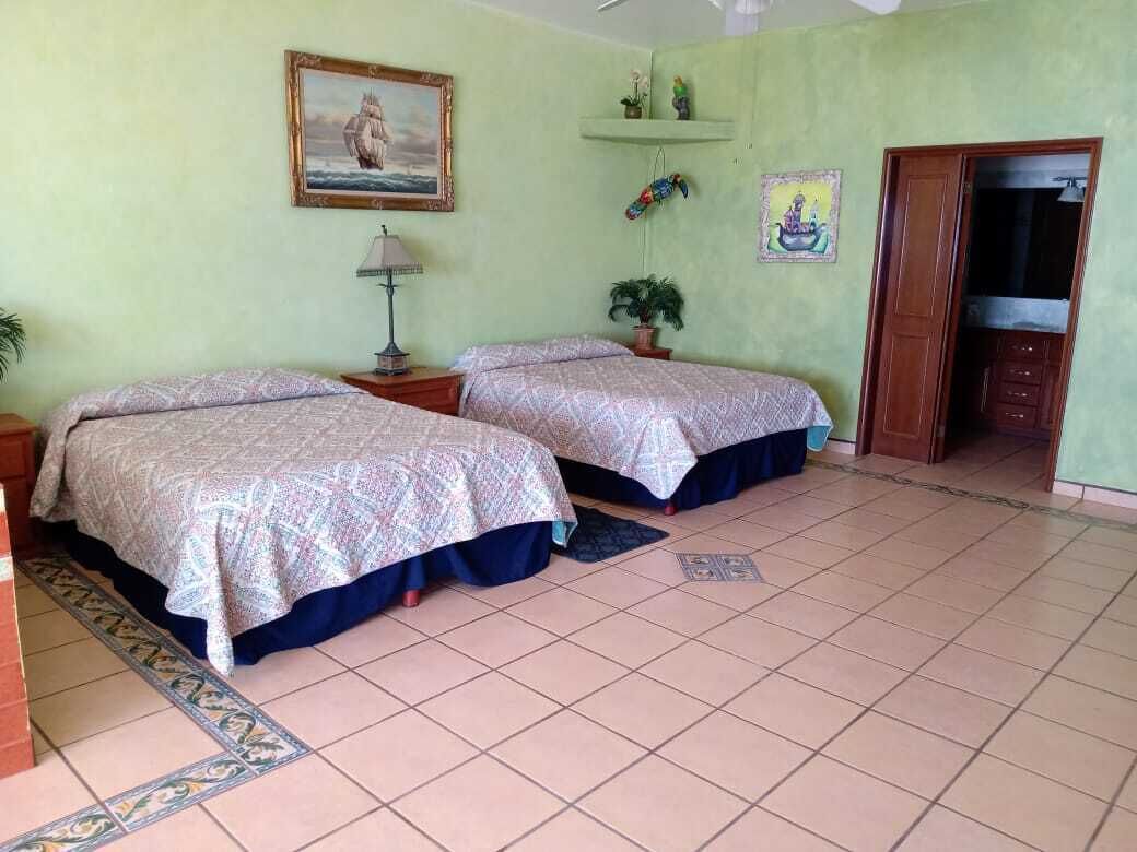 4 makuuhuonetta, Wi-Fi, vuodevaatteet