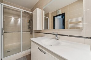 Shower, hair dryer, towels - Le Sportif - Montrouge (Montrouge)