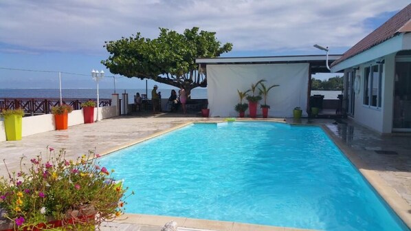 Piscine extérieure