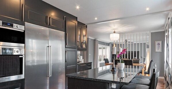 Private kitchen - Hus i Trollhättan (Västra Götalands län)