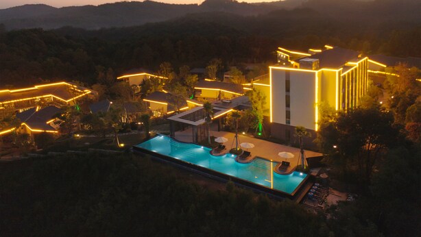 Outdoor pool - Landison Resort Jingdezhen  (Jingdezhen)