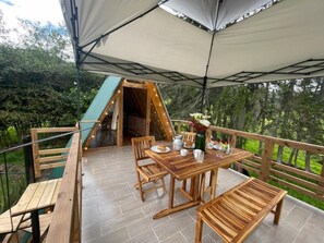 Outdoor dining - Las Mejores Cabañas de Colombia en Guatavita (Bogotá)
