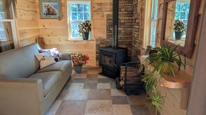 Smart TV - Private and Peaceful Patrick Lake Cabin (Grand Marsh)
