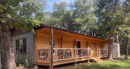 Private and Peaceful Patrick Lake Cabin