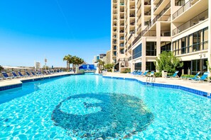 Innenpool, beheizter Pool