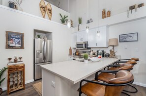 Fridge, microwave, oven, stovetop - Newly Remodeled 2nd floor Lulu City Condo (Telluride)