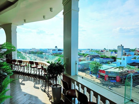 Se ofrece un desayuno típico de la región (150000 VND por persona)