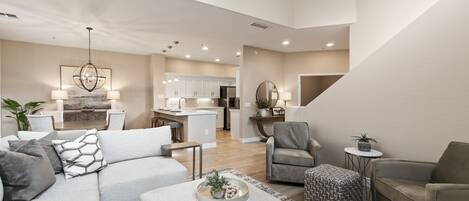 Smart TV, fireplace