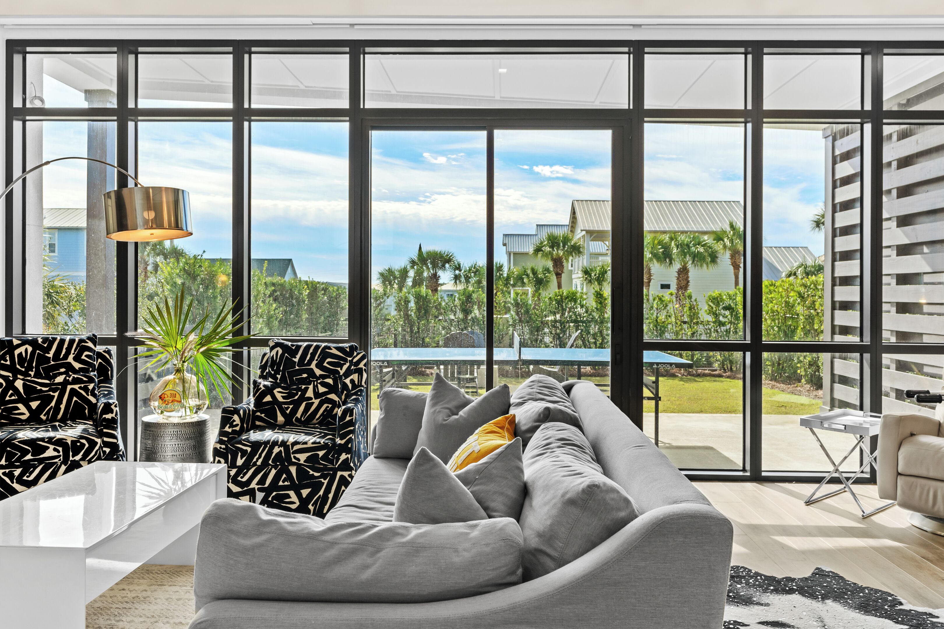 Smart TV, foosball, table tennis