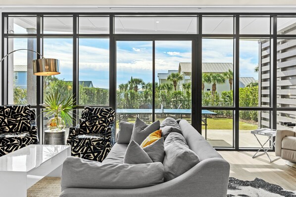 Smart TV, foosball, table tennis