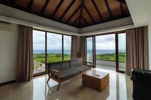 Panoramic Villa | Living area | Flat-screen TV