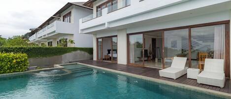 Utomhuspool