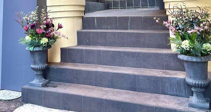 Steps to DDP /Airport Bus 6001 at Doorstep /Bright Design 1BR