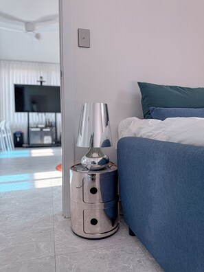 1 bedroom, in-room safe, desk, iron/ironing board