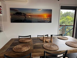 Dining - 718 Cooloola Villa, Kingfisher Bay, K'gari, Fraser Island (K'gari)