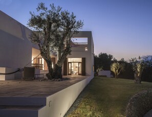 Exterior - Exclusive 4 Bedroom Villa with Private Pool, Ibiza Villa 1262 (Balearic Islands)