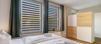 Apartment "Hotel zur Panke 1" with Private Terrace & Wi-Fi