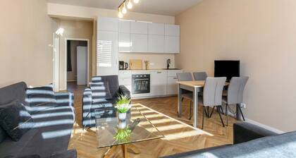 Apartment "Hotel zur Panke 1" with Private Terrace & Wi-Fi