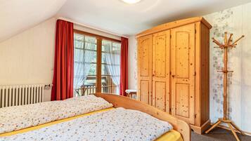 1 sovrum, strykjÀrn/strykbrÀda, gratis wi-fi och sÀngklÀder