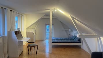 1 bedroom, iron/ironing board, free WiFi, bed sheets