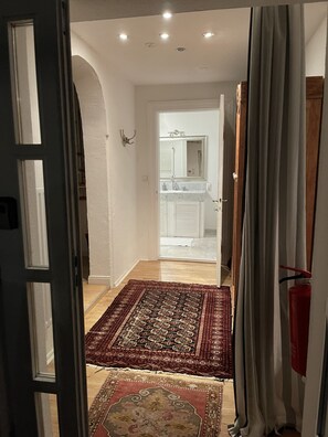 Interior - Holiday Home 'Oberneulander Gästehaus' with Wi-Fi (Bremen)