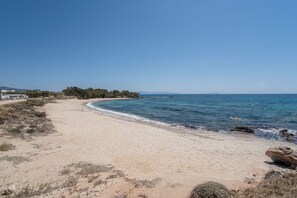 Beach nearby - Apartment In A Hotel '9 Muses Hotel Cleo' with Sea View, Wi-Fi and Air Conditioning (Naxos)